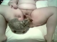 [ Beastiality Video ] Fat Asian milf enjoys the tongue of her little dog